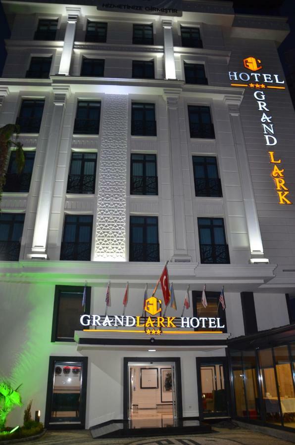 Grand Lark Hotel Adalar Exterior photo